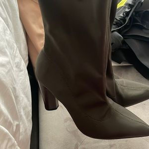 Women olive green boots